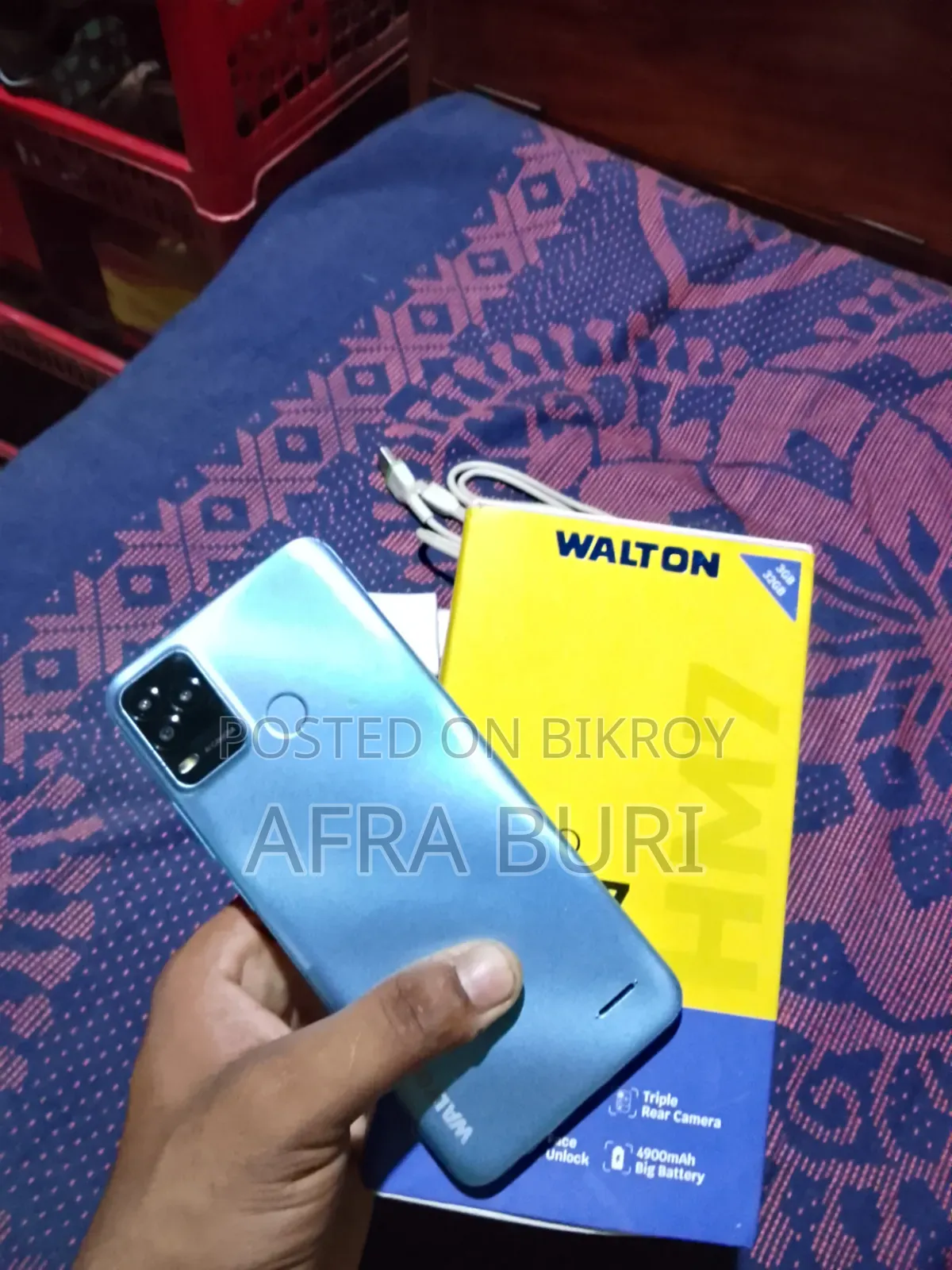 Walton 32 GB White