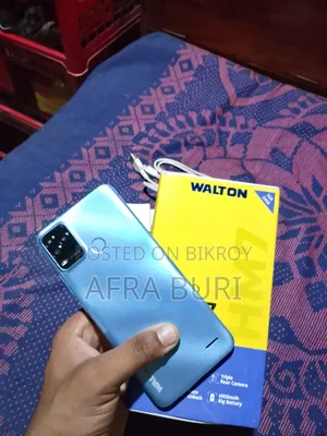Walton 32 GB White