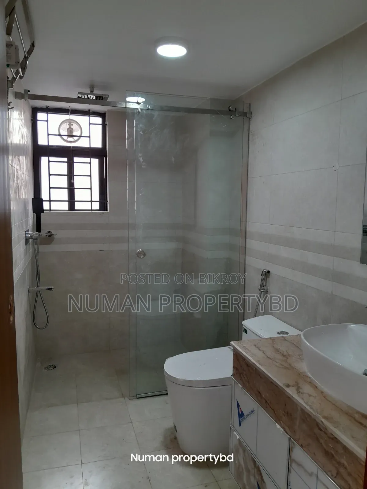 4-bedroom Apartment in Numan Property Bd, Basundhara for Rent