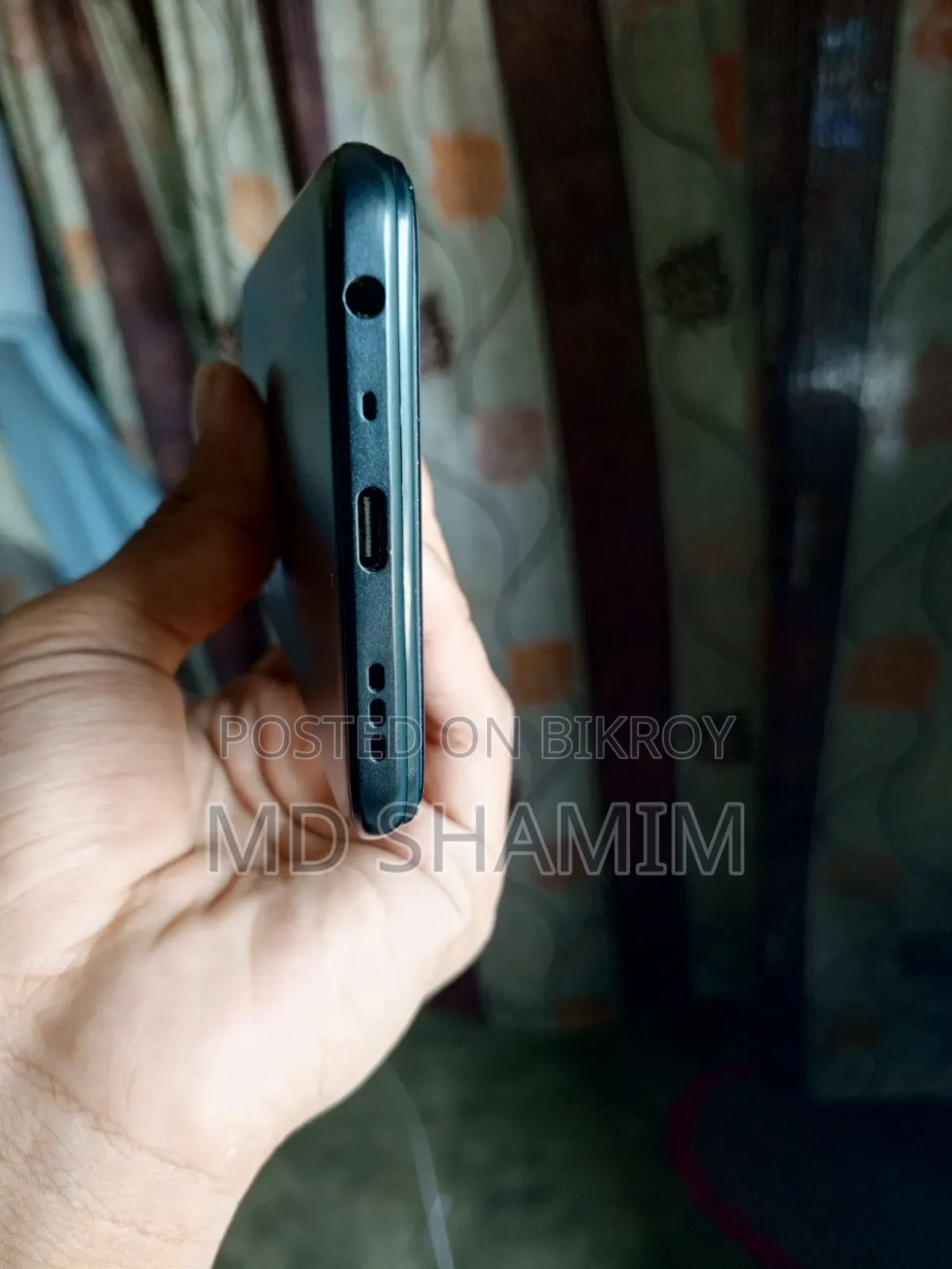 ওপ্পো এ৫৬ ৫জি ২৫৬ জিবি কালো