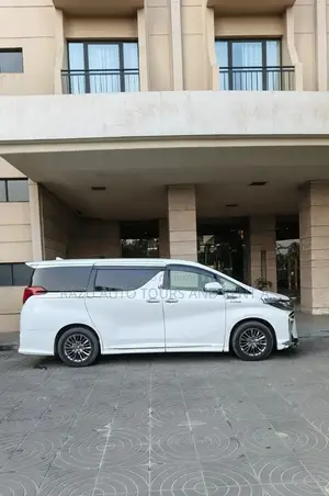Toyota Alphard for Rent