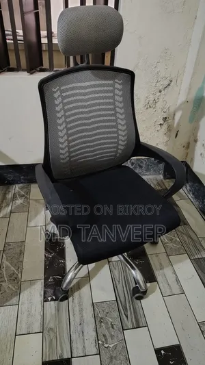 Office Table 4 Chairs Unused New