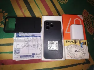 Tecno Spark 40 128 GB Black