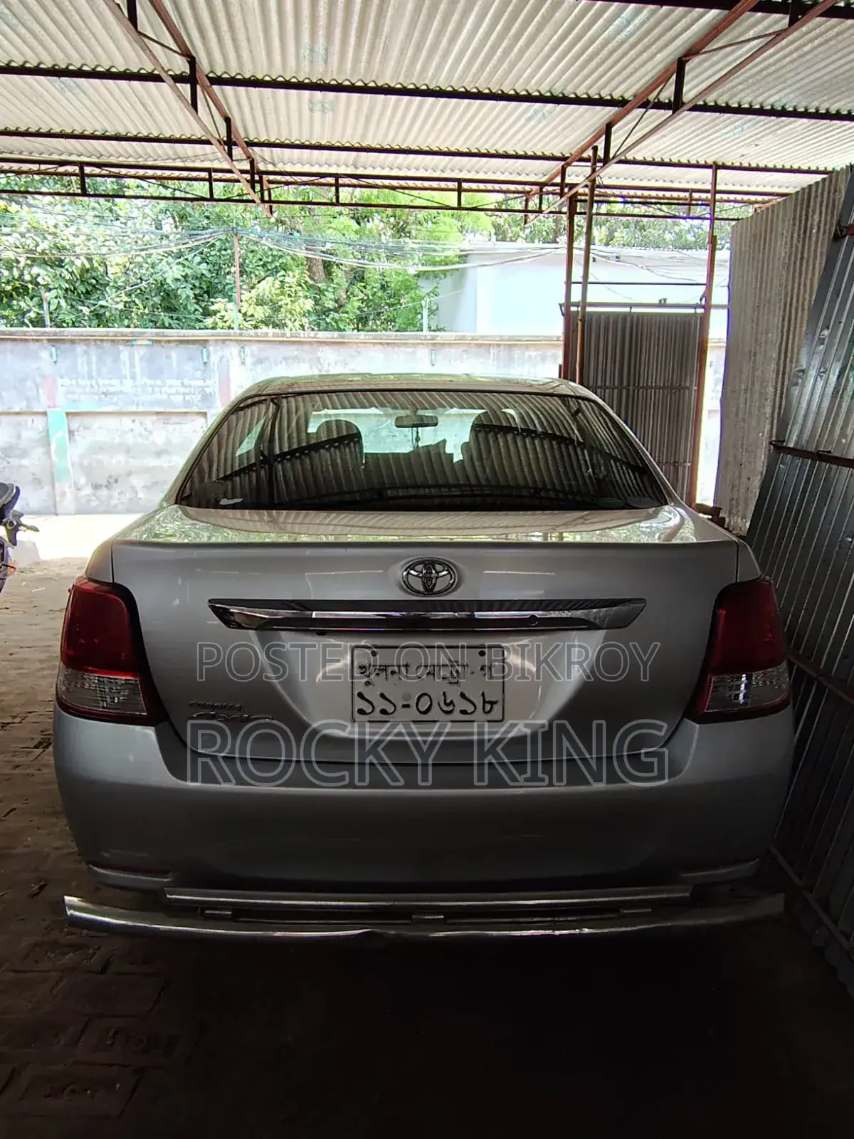 Toyota Axio 2012 Silver