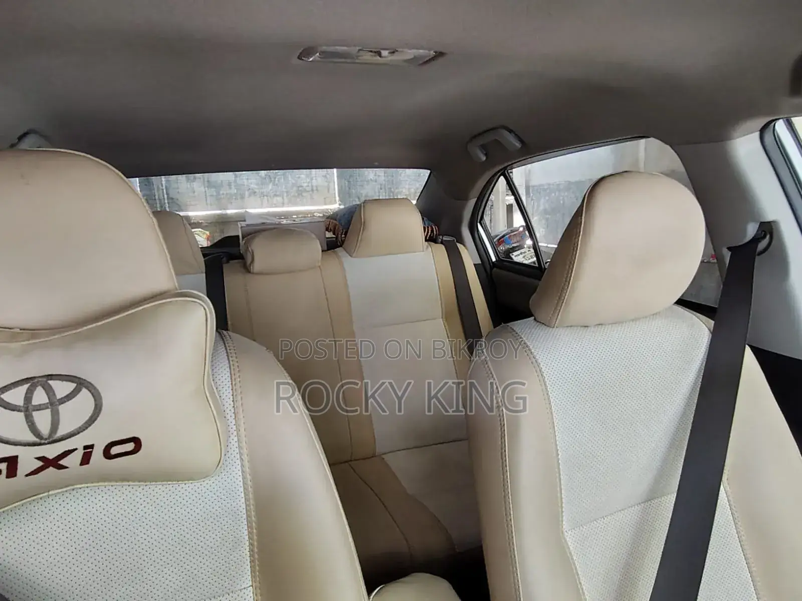 Toyota Axio 2012 Silver