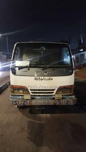 ইসুজু এলফ স্ট্যান্ডার্ড রুফ