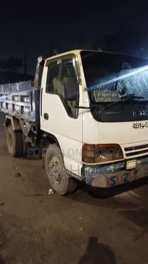 Isuzu Elf Standard Roof