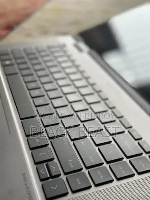 ল্যাপটপ HP 12GB AMD Ryzen 5 SSD 256GB