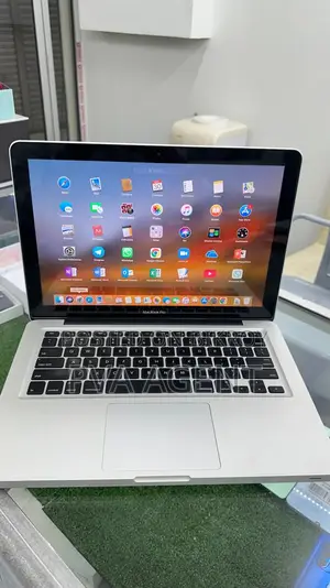 Laptop Apple MacBook 2012 8GB Intel Core I5 SSD 256GB
