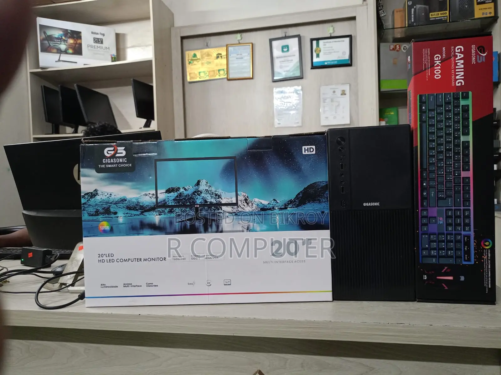 New Desktop Computer 8GB Intel Core I3 SSD 256GB