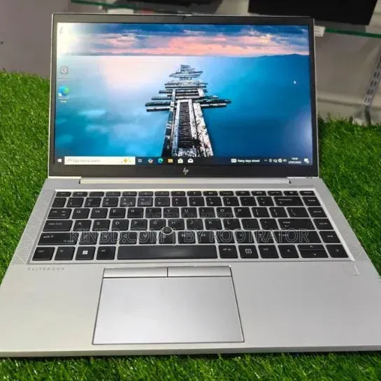 Laptop HP EliteBook 840 G8 8GB Intel Core I5 SSD 256GB