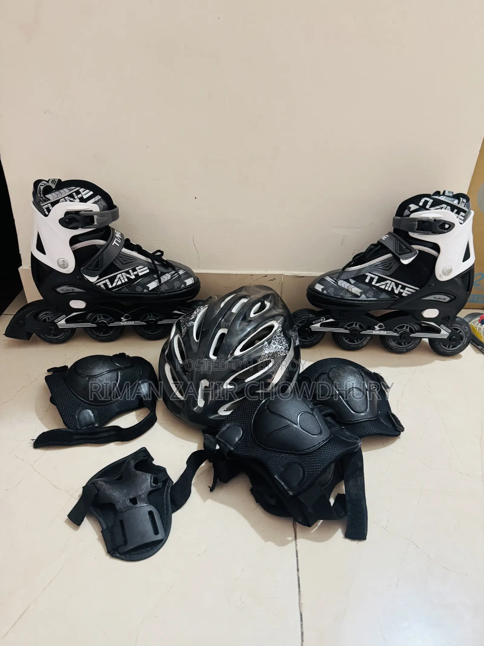 Skating Shoes