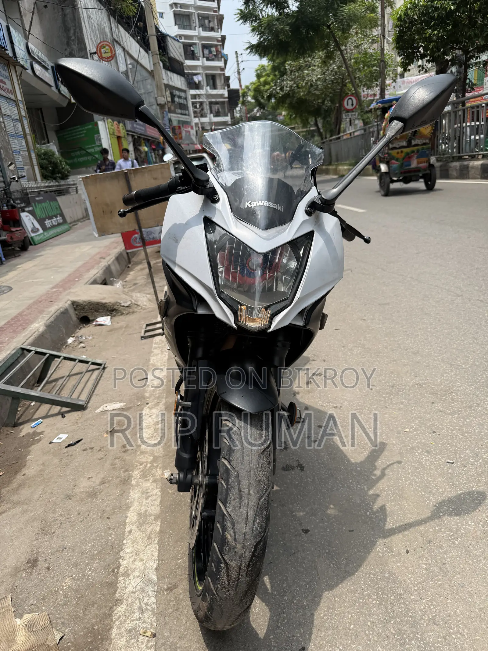 Kawasaki Bike 2019 White