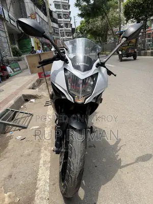 Kawasaki Bike 2019 White