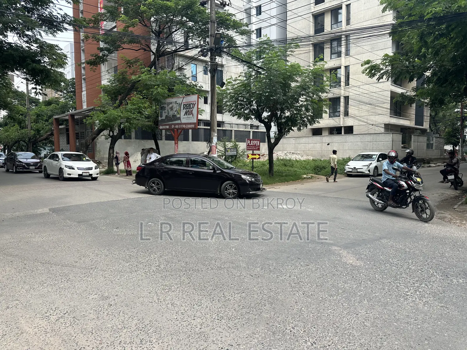 Block-J, 5-Katha, 40'x40' Road Corner Plot for Urgent Sale, Bashundhara R/A