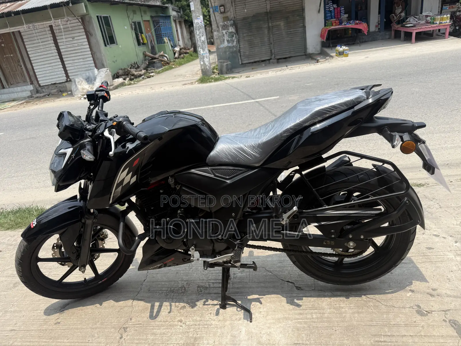 TVS Apache 160 4V 2022 Black