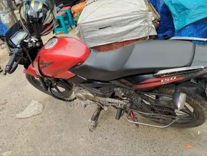 Bajaj Pulsar 150 2014 Red