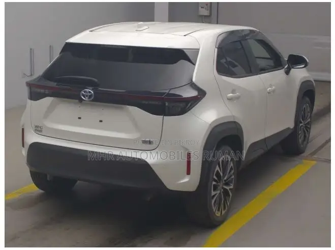 Toyota Yaris Cross 1.5 Hybrid FWD 2021 Pearl