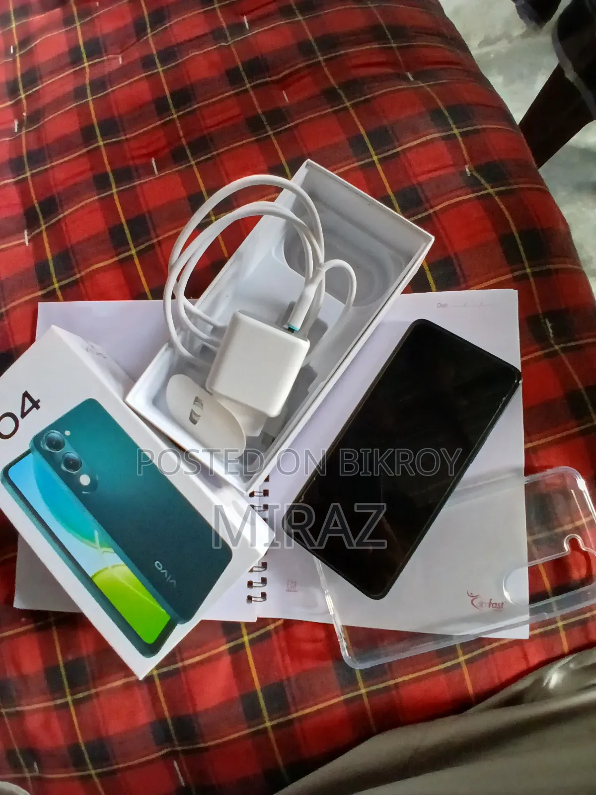 Vivo Y04 128 GB Black