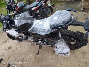 হিরো এক্সট্রিম ১২৫আর ২০২৬ কালো