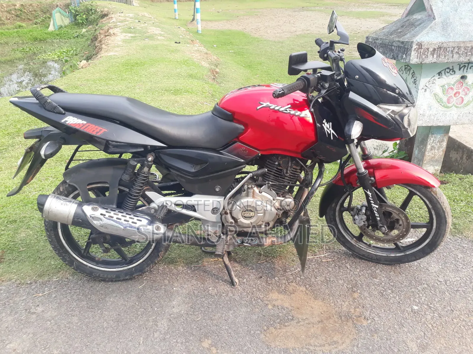 Bajaj Pulsar 150 2015 Red