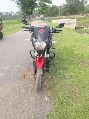 Bajaj Pulsar 150 2015 Red
