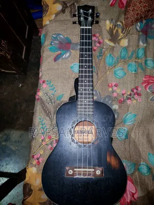 26" Yamaha Ukulele