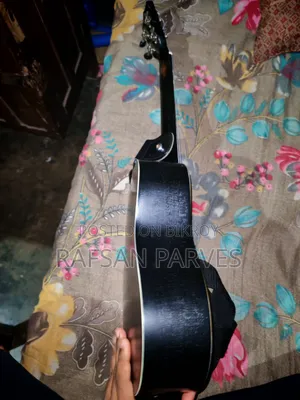২৬" ইয়ামাহা ইউকেলে।