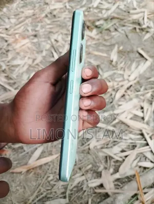ভিভো ওয়াই০৩টি ১২৮ জিবি