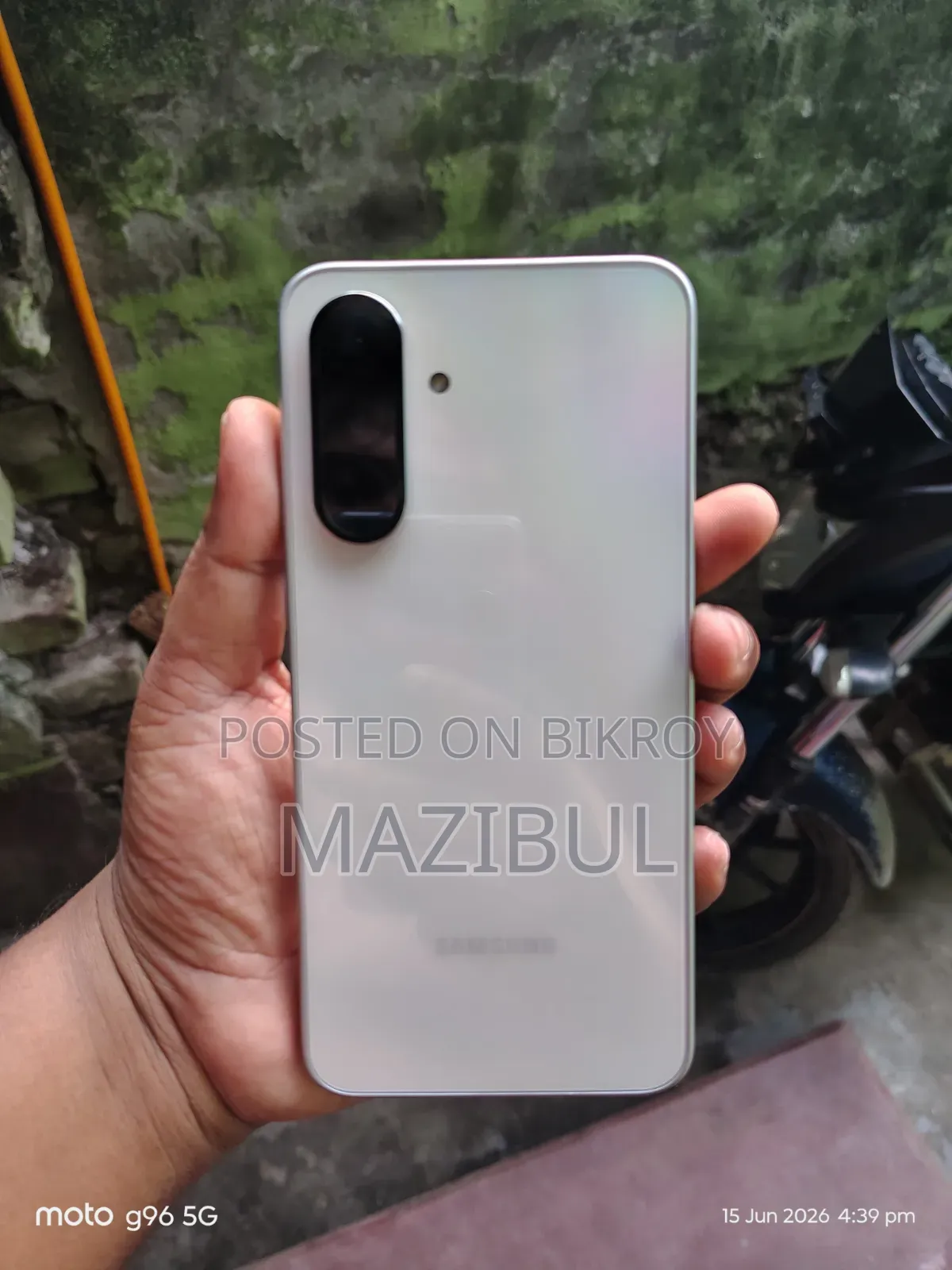 স্যামসাং গ্যালাক্সি এ৩৬ ২৫৬ জিবি হোয়াইট