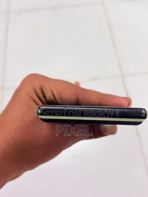 EL A8 8 GB White