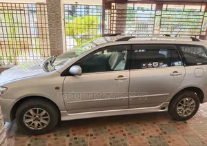 Toyota Corolla 2004 Silver