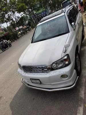 Toyota Kluger 2003 White
