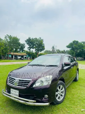 Toyota Premio 2013 Maroon