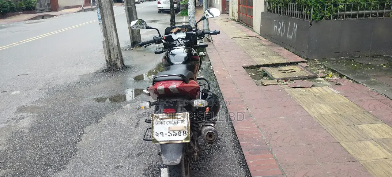 বাজাজ পালসার ১৫০ ২০১৫