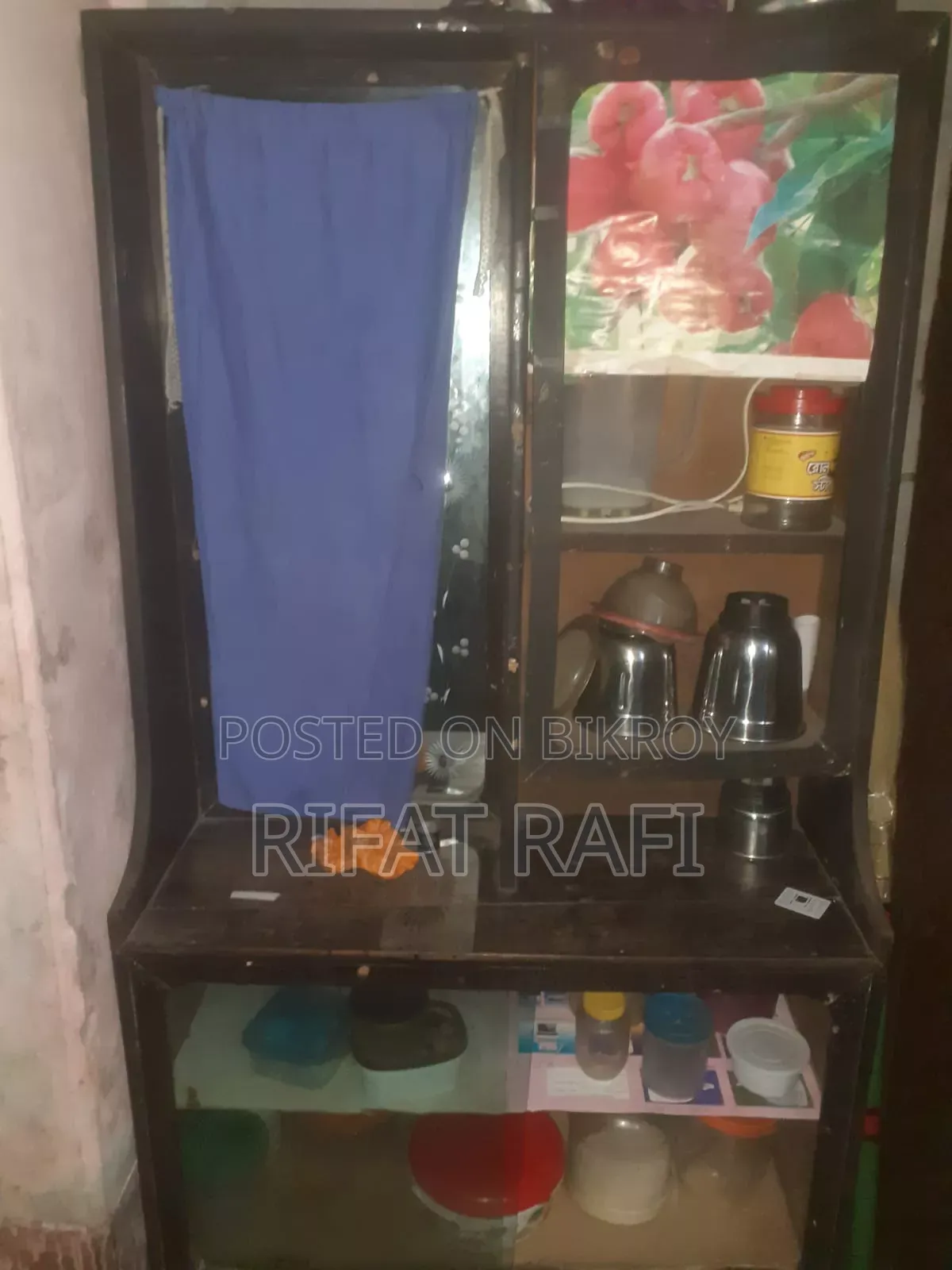 ড্রেসিং টেবিল