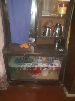 ড্রেসিং টেবিল
