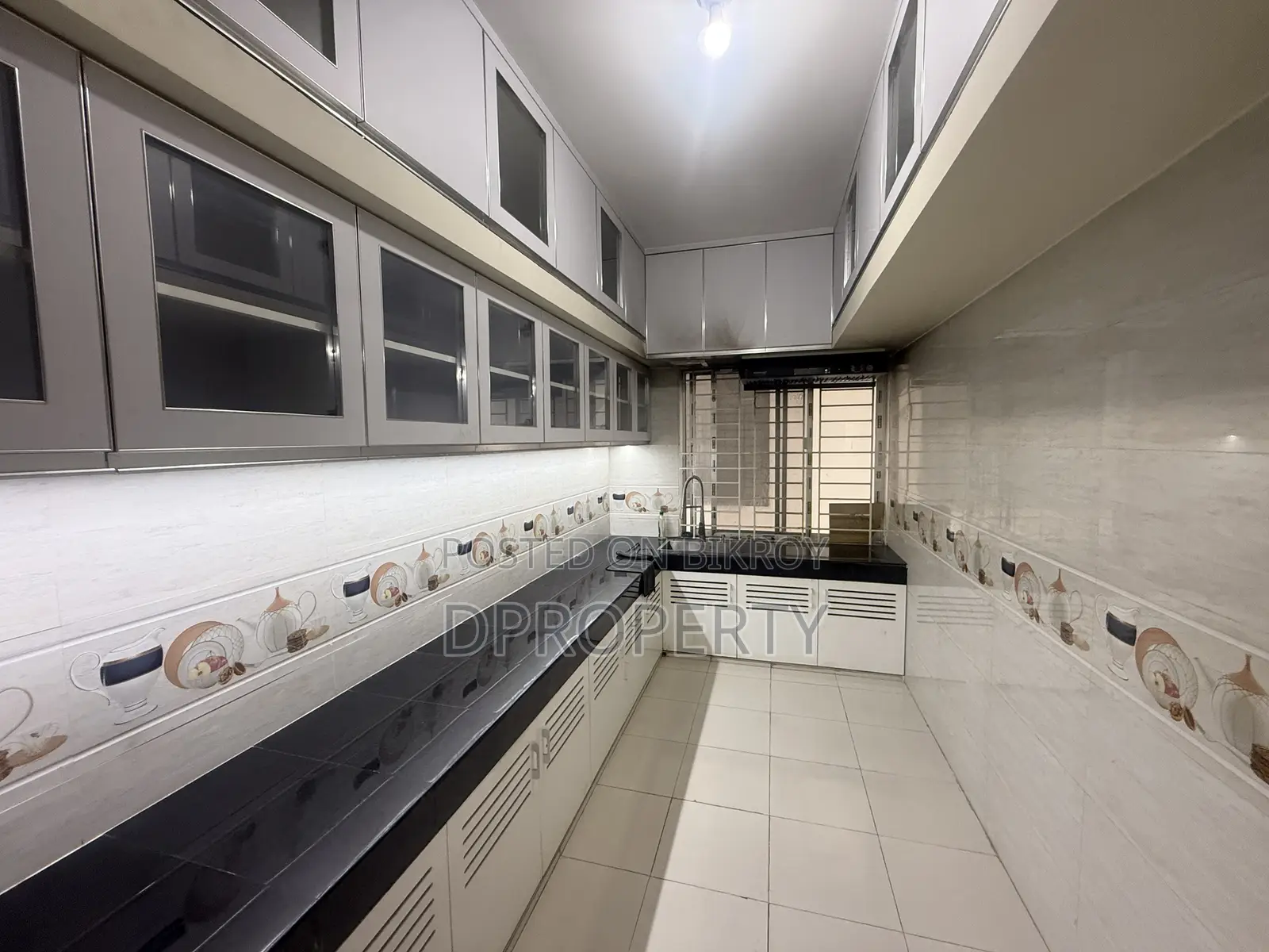 5-Bedroom Apartment in Bashundhara for Rent