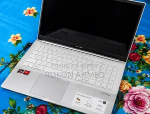 Laptop Asus VivoBook S15 S530UN 8GB AMD Ryzen 7 SSD 512GB