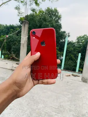 Apple iPhone XR 128 GB Red