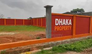সেক্টর-২৮ এ ৭৫ ফিট রাস্তার পাশে ৩ কাঠার পার্ক সাউথ প্লট
