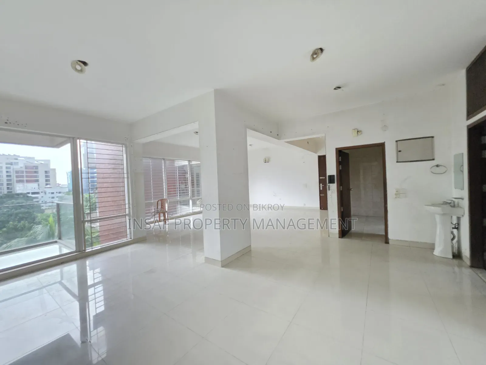4-Bedroom Apartment in Gulshan for Rent