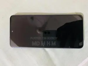 নতুন রিয়েলমি ১২ ৫জি ১২৮ জিবি ব্লু