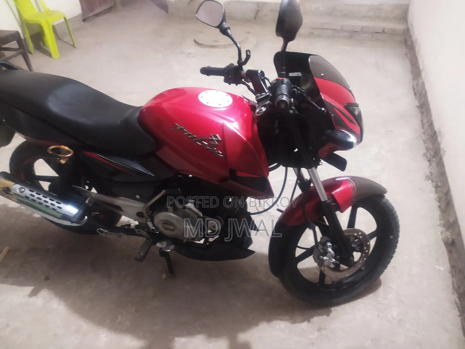 Bajaj Pulsar 150 2012 Red