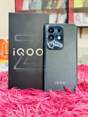 iQOO Z10x 128 GB Black