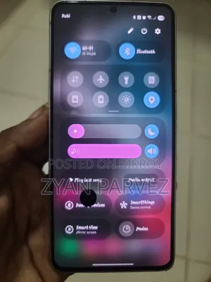 স্যামসাং গ্যালাক্সি এস২১ এফই ৫জি ২৫৬ জিবি সাদা