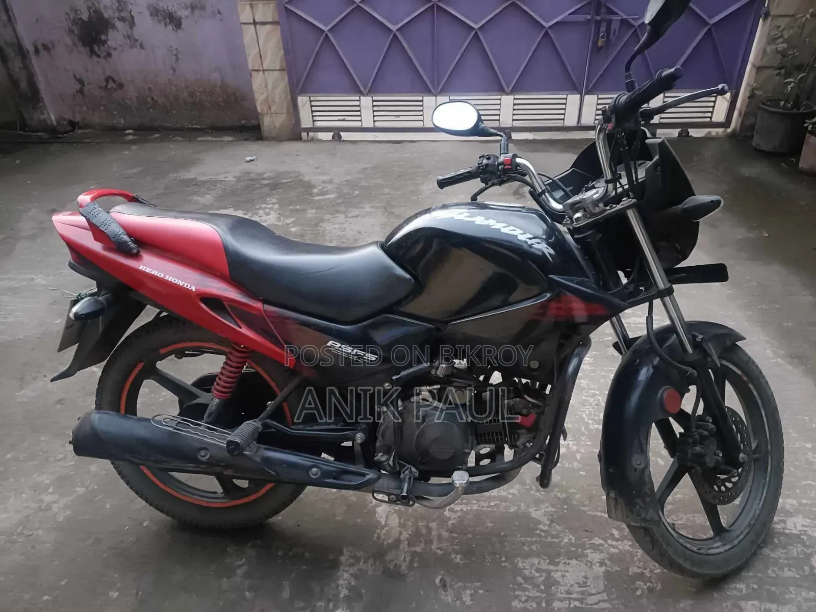 হিরো গ্ল্যামার ২০১৫ কালো