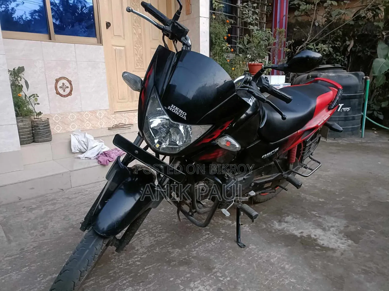 হিরো গ্ল্যামার ২০১৫ কালো