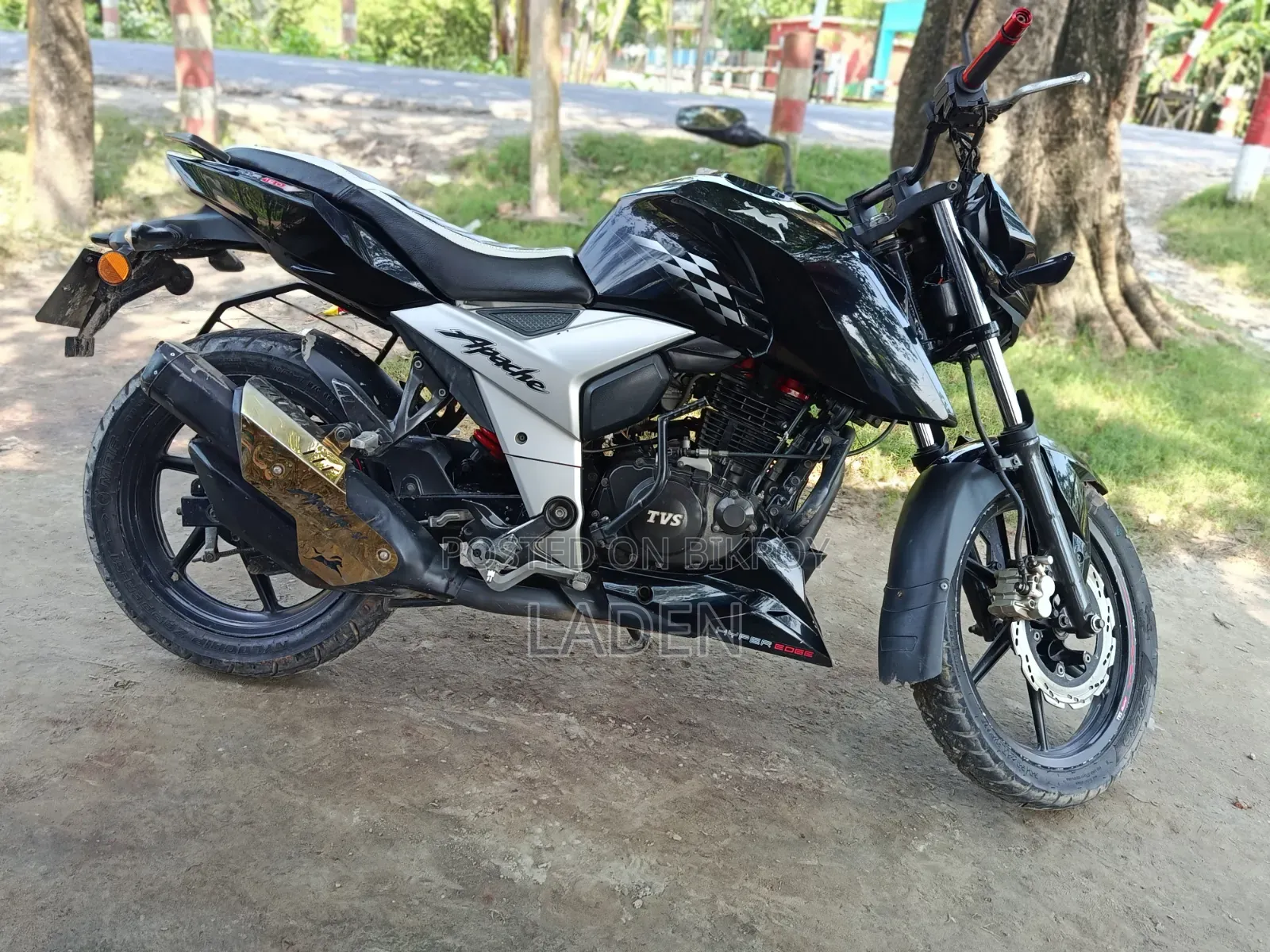 টিভিএস অ্যাপাচি ১৬০ ৪ভি ২০১৯ ব্ল্যাক