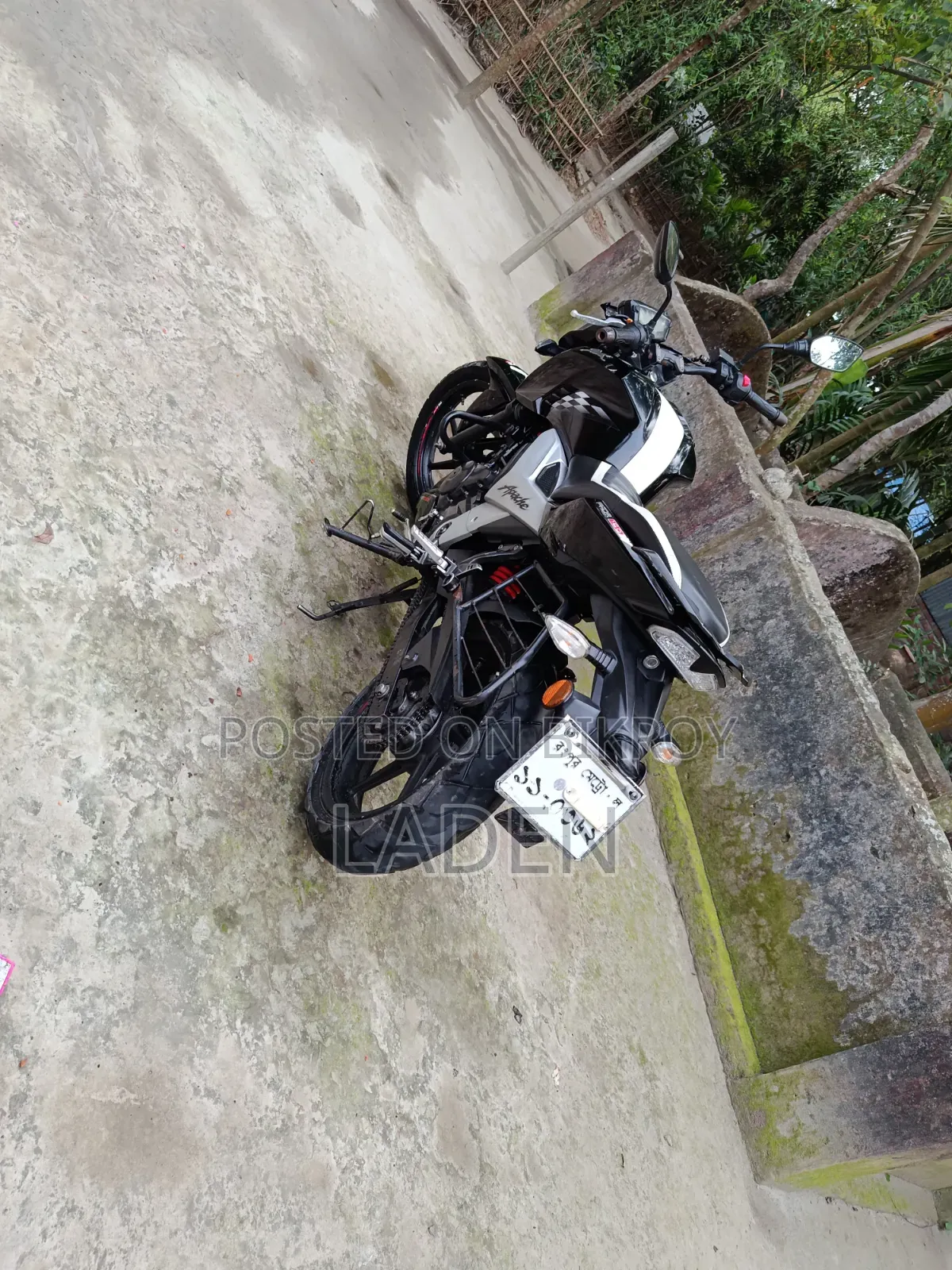 টিভিএস অ্যাপাচি ১৬০ ৪ভি ২০১৯ ব্ল্যাক